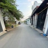Bán nhà lầu phường Phú Hòa_ Thủ Dầu Một_ mặt tiền đường nhựa thông